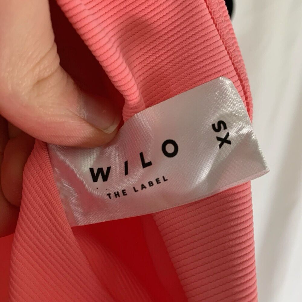 WILO Sports Bra Women's XS Pink Ribbed Padded Pull On Melbourne Australia - Picture 3 of 6